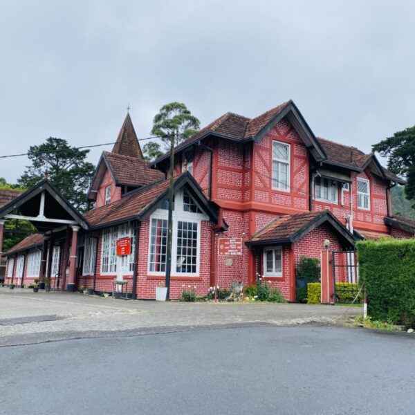 Nuwaraeliya Post Office