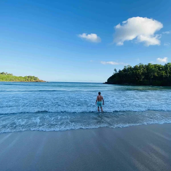 Hiriketiya Beach