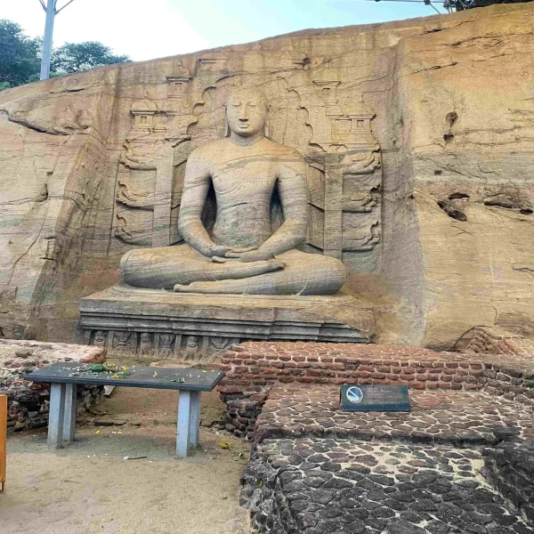 Polonnaruwa Gal Viharaya