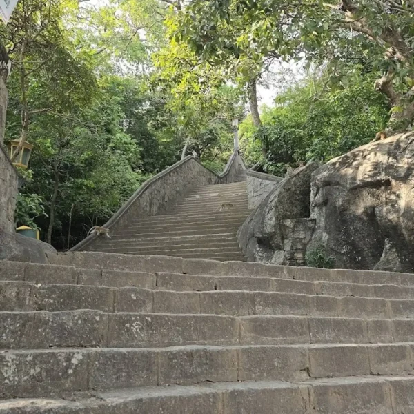 Dambulla Cave Temple